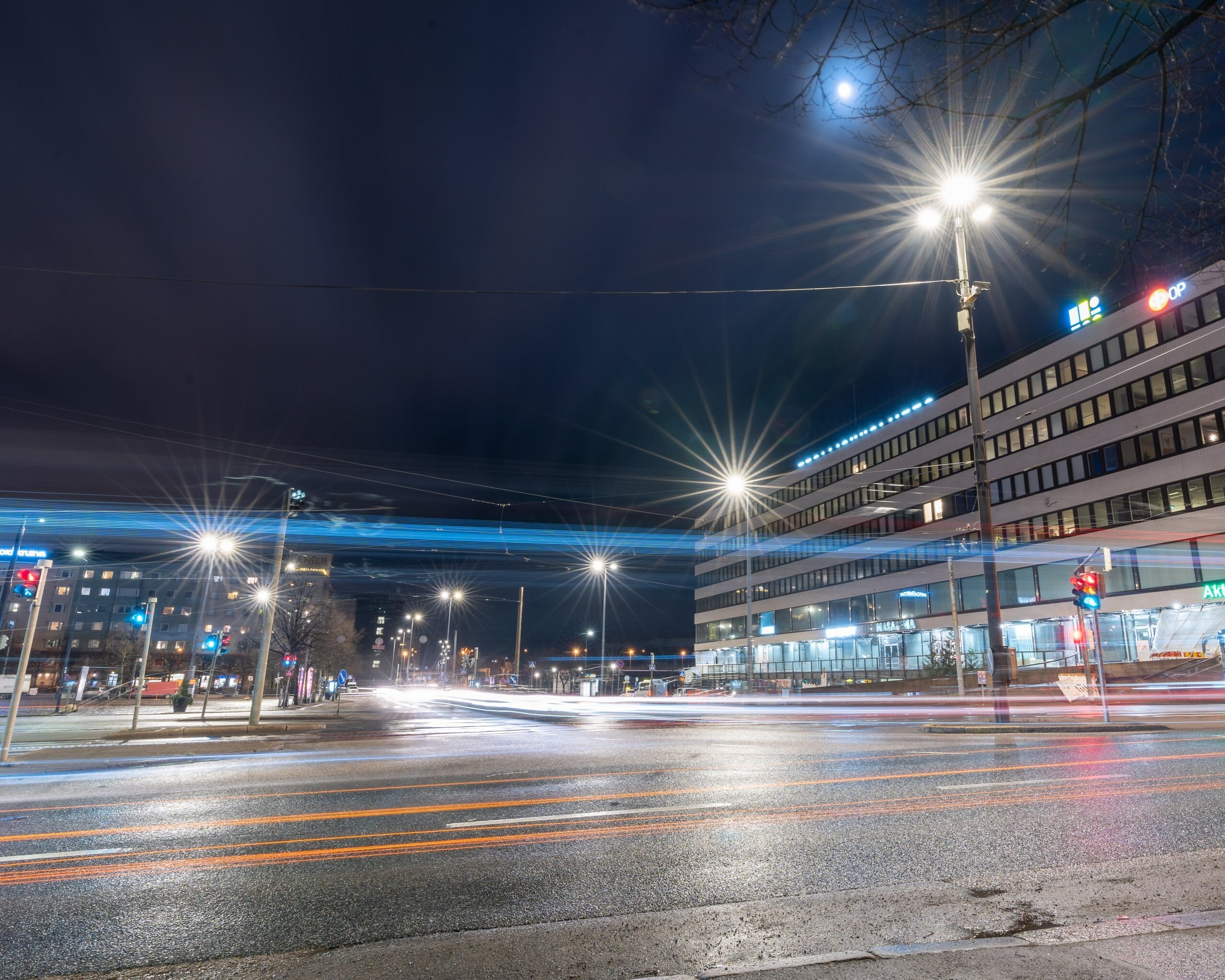 We create safe, sustainable, and atmospheric environments with a focus on energy efficiency.
