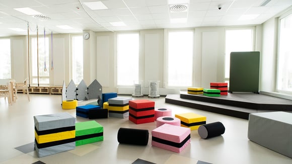 Harjulan kampus on kuin kolme kyläkoulua saman katon alla
