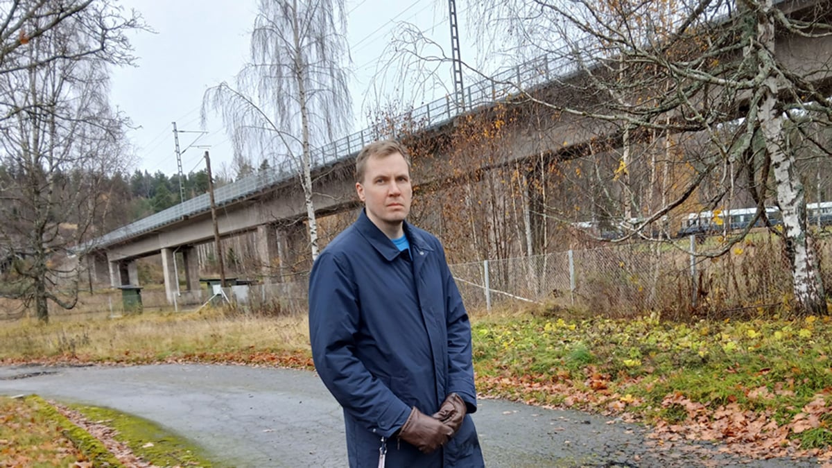 Diplomi-insinööri Olli Aspin väitöstutkimus Tampereen yliopistossa osoittaa, että jännitetyt betonisillat kestävät vaurioita ja kuormitusta aiempia arvioita paremmin. Tutkimuksen 