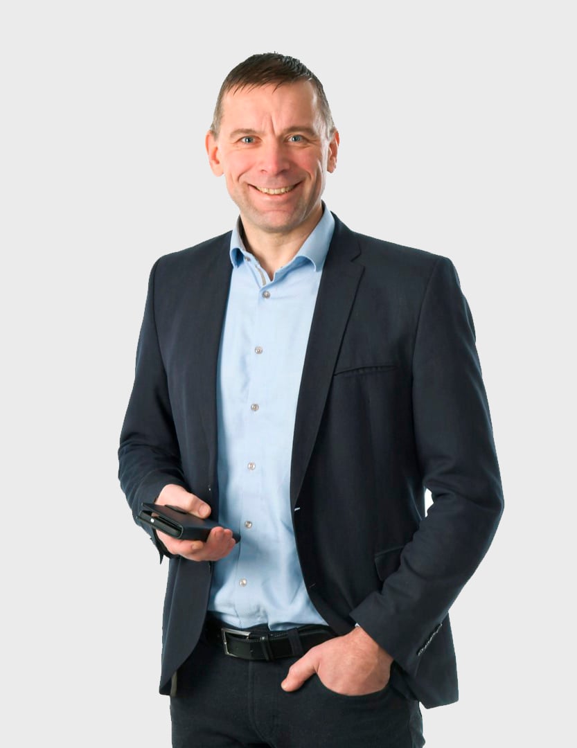 Salonen-Jouni-833x1080