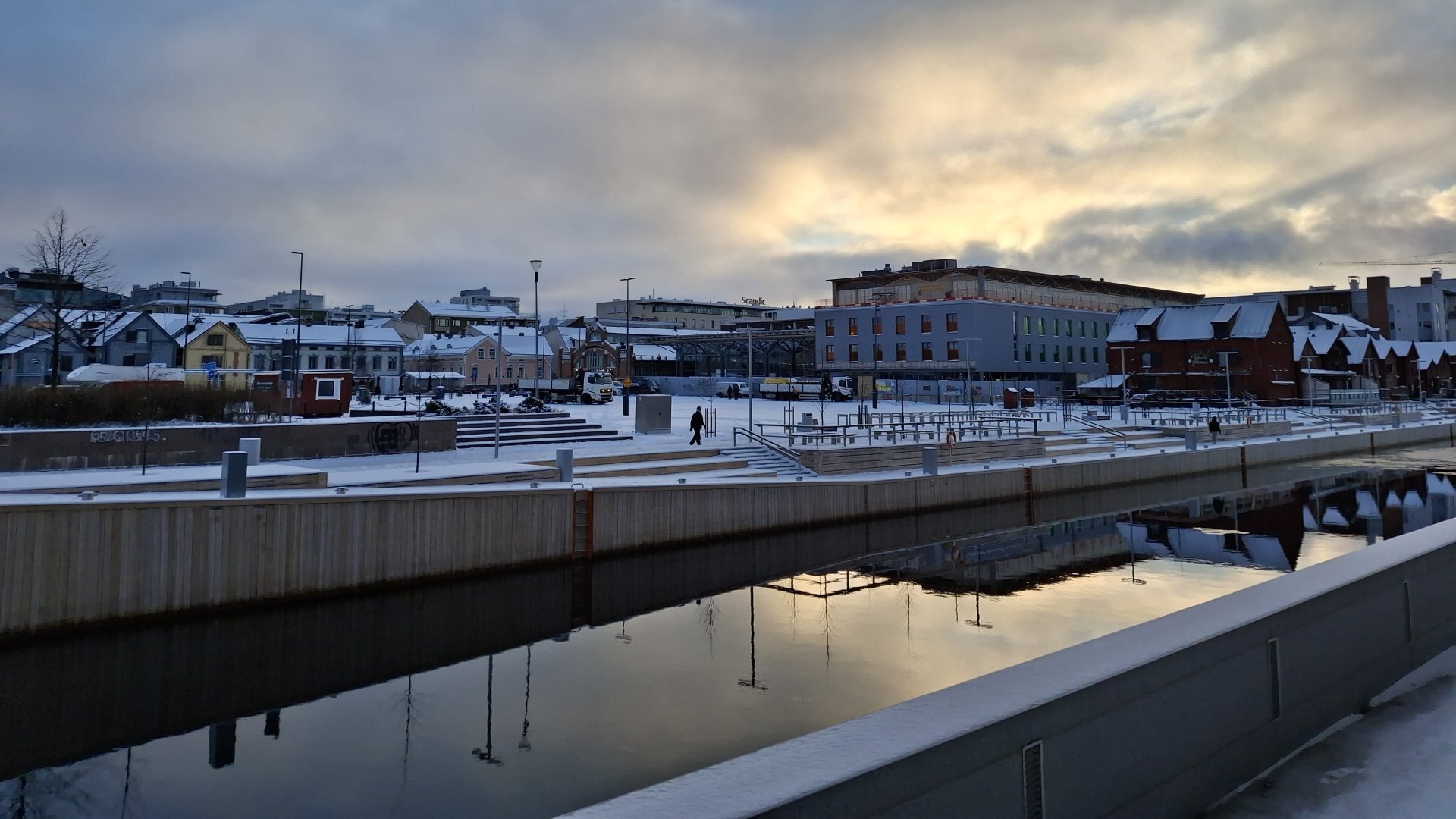 Oulu Toriranta 16_9 kaupungin kuvia 1