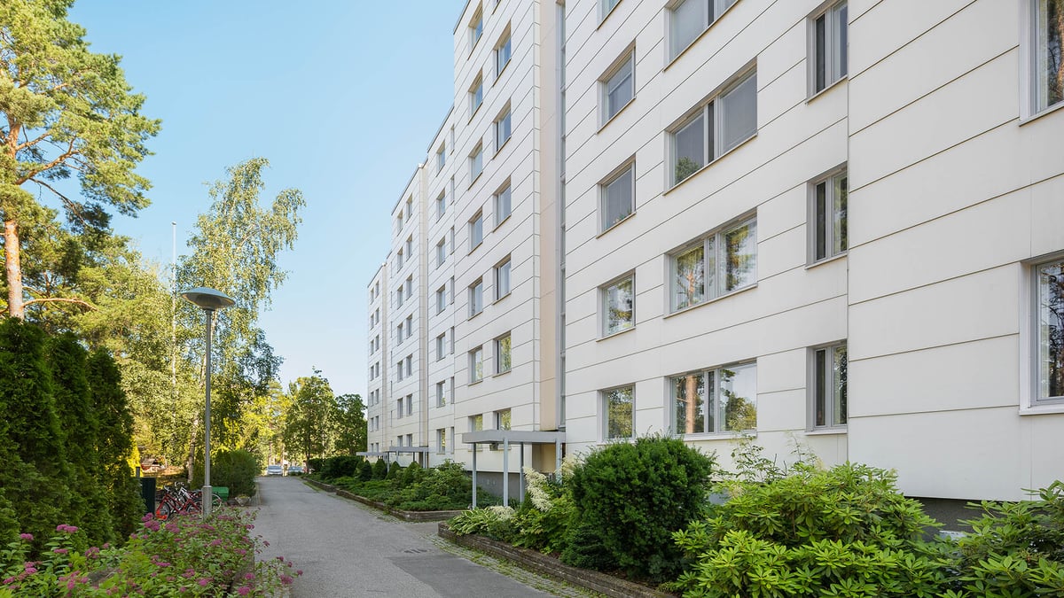 Kun taloyhtiössä suunnitellaan suuria korjauksia, esteettömyys kannattaa leipoa mukaan hankesuunnitteluun heti alussa. 