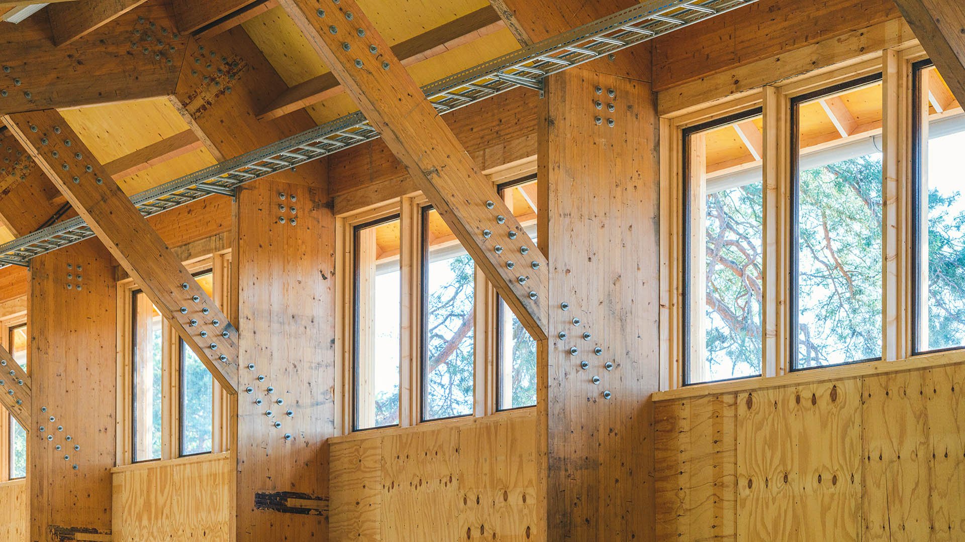 Kiertotalous rakentamisessa: 10 kysymystä ja vastausta  rakennuttamisen ja suunnittelun tueksi 