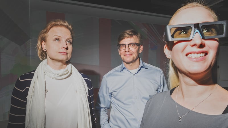 Cave-tila Espoon Leppävaarassa mahdollistaa havainnollisen 3D-havainnollistamisen ja vuorovaikutteisen projektijohtamisen.