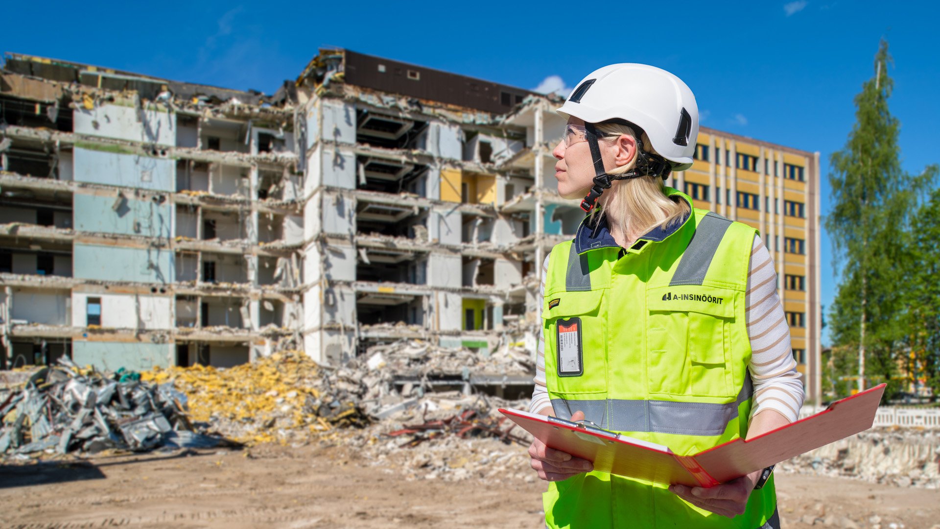 We will provide expert assistance in identifying and implementing your demolition site.
