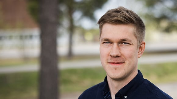 AINS Group's Matias Hirvikoski wins the New Technologies category in the EFCA Future Leaders competition