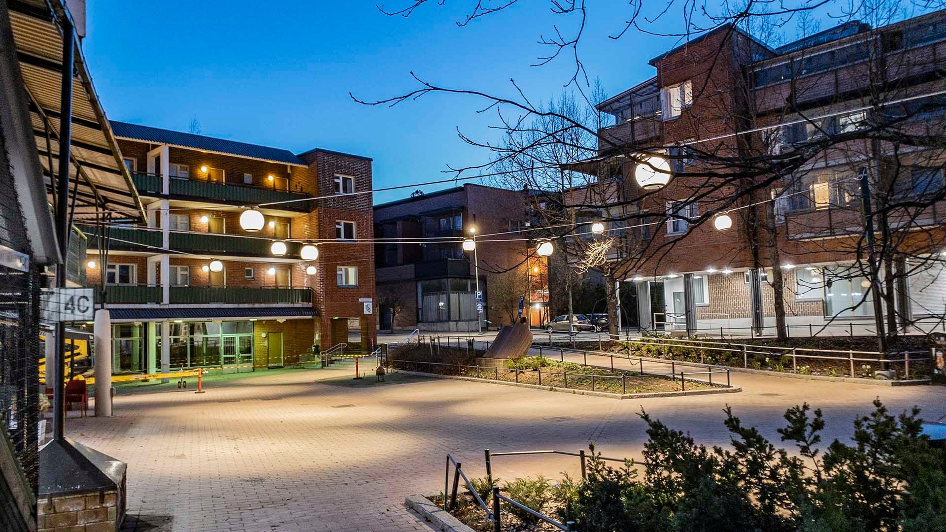 Malminkartanon asemaseudun valaistus, Helsinki