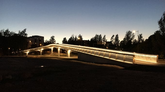 Matinkartanonsilta-espoo-iltavalaistus