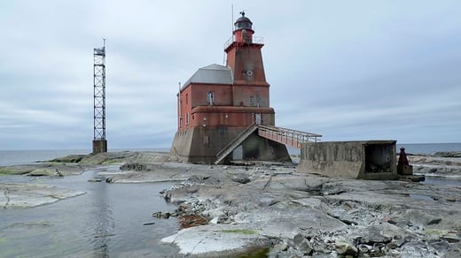 Kallbåda and Längden Lighthouses