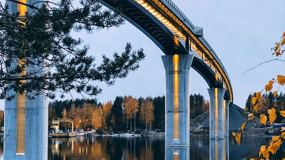 Vuosikymmeniä silta- ja taitorakenteiden suunnittelua – tunnetko nämä kuusi siltaa?