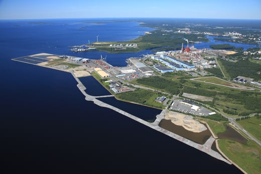 Oulun satama, Länsilaituri, laivapaikka 106