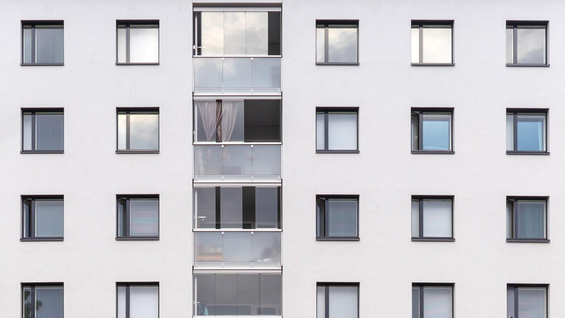 We provide skilled project planning services to help guide your housing company.