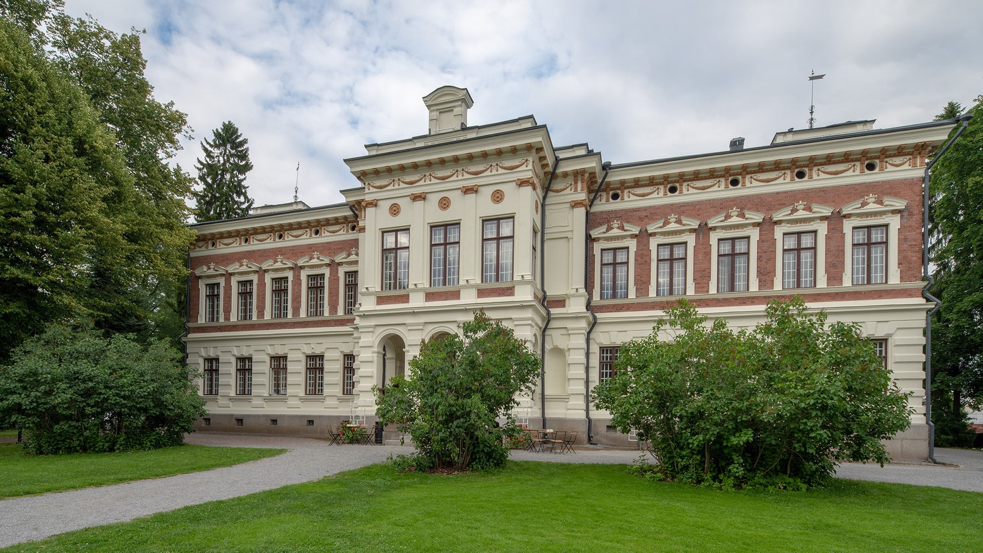 Hatanpään kartano Tampereella peruskorjaus oli monimuotoinen projekti.