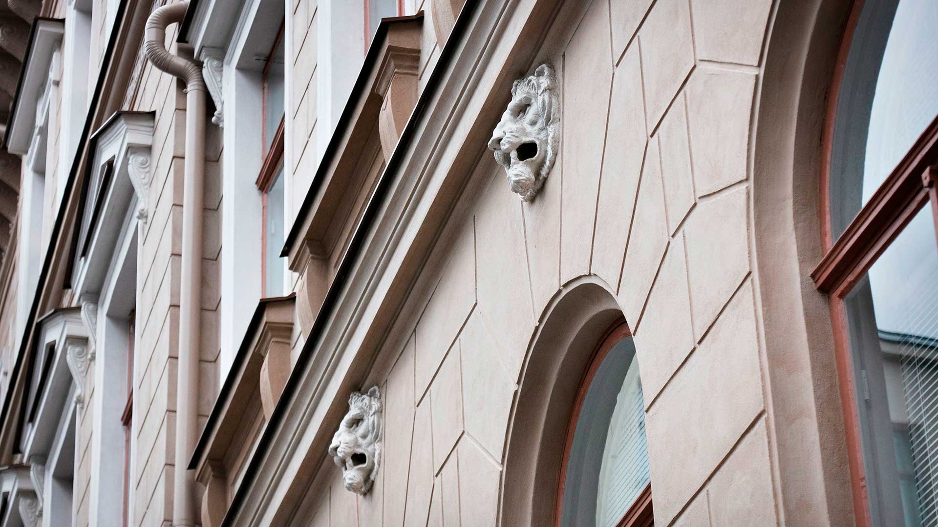 Careful facade renovation respects architectural eras, details, and future climate conditions.