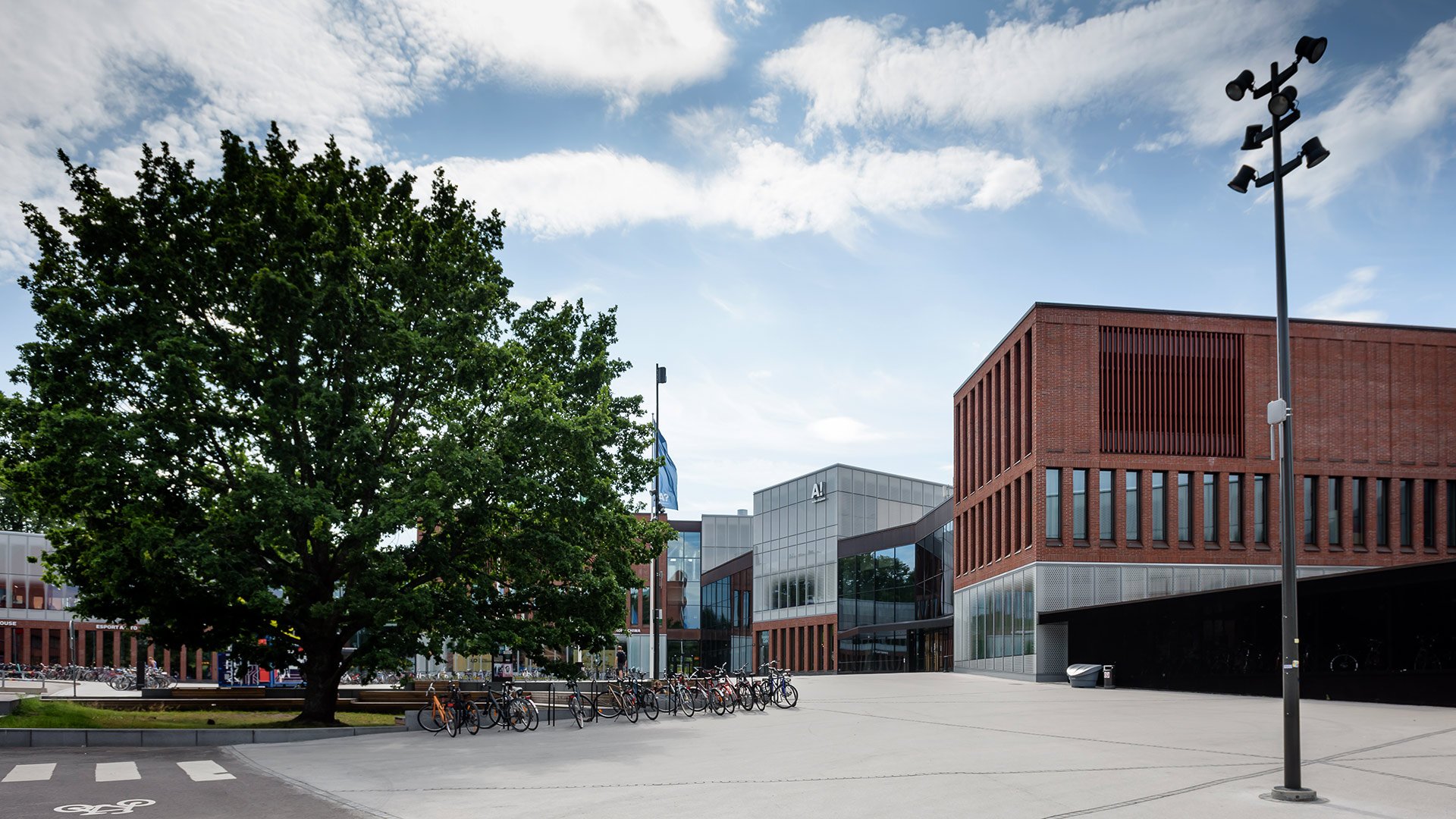 Väre - Aalto-yliopiston uusi päärakennus, Espoo
