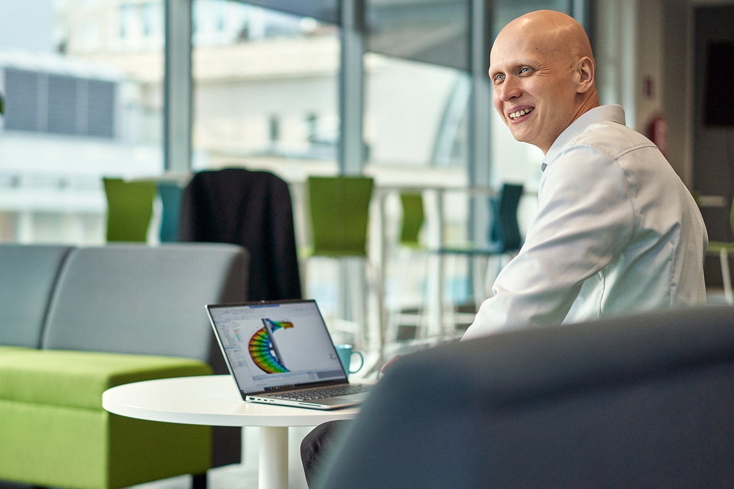 From structural engineering to environment specialist, we offer many opportunities.