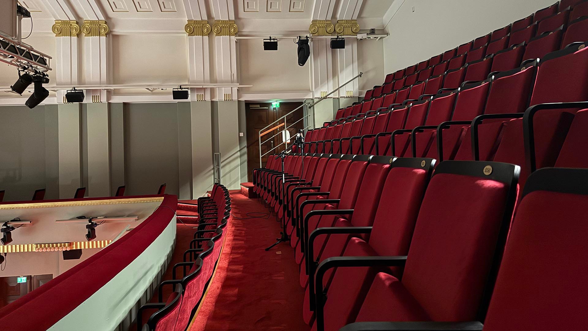 Tampereen Teatteri, akustiikkasuunnittelu, katsomo