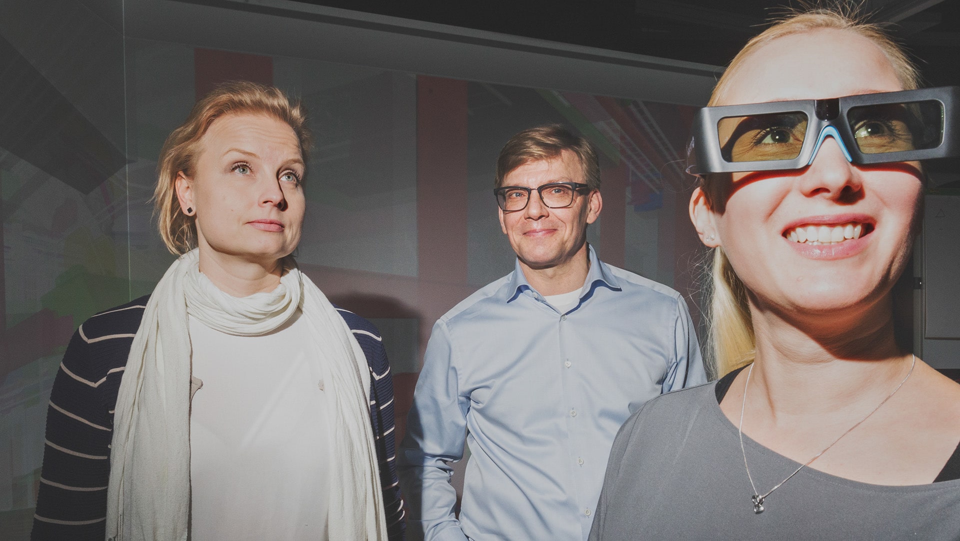 Cave-tila Espoon Leppävaarassa mahdollistaa havainnollisen 3D-havainnollistamisen ja vuorovaikutteisen projektijohtamisen.