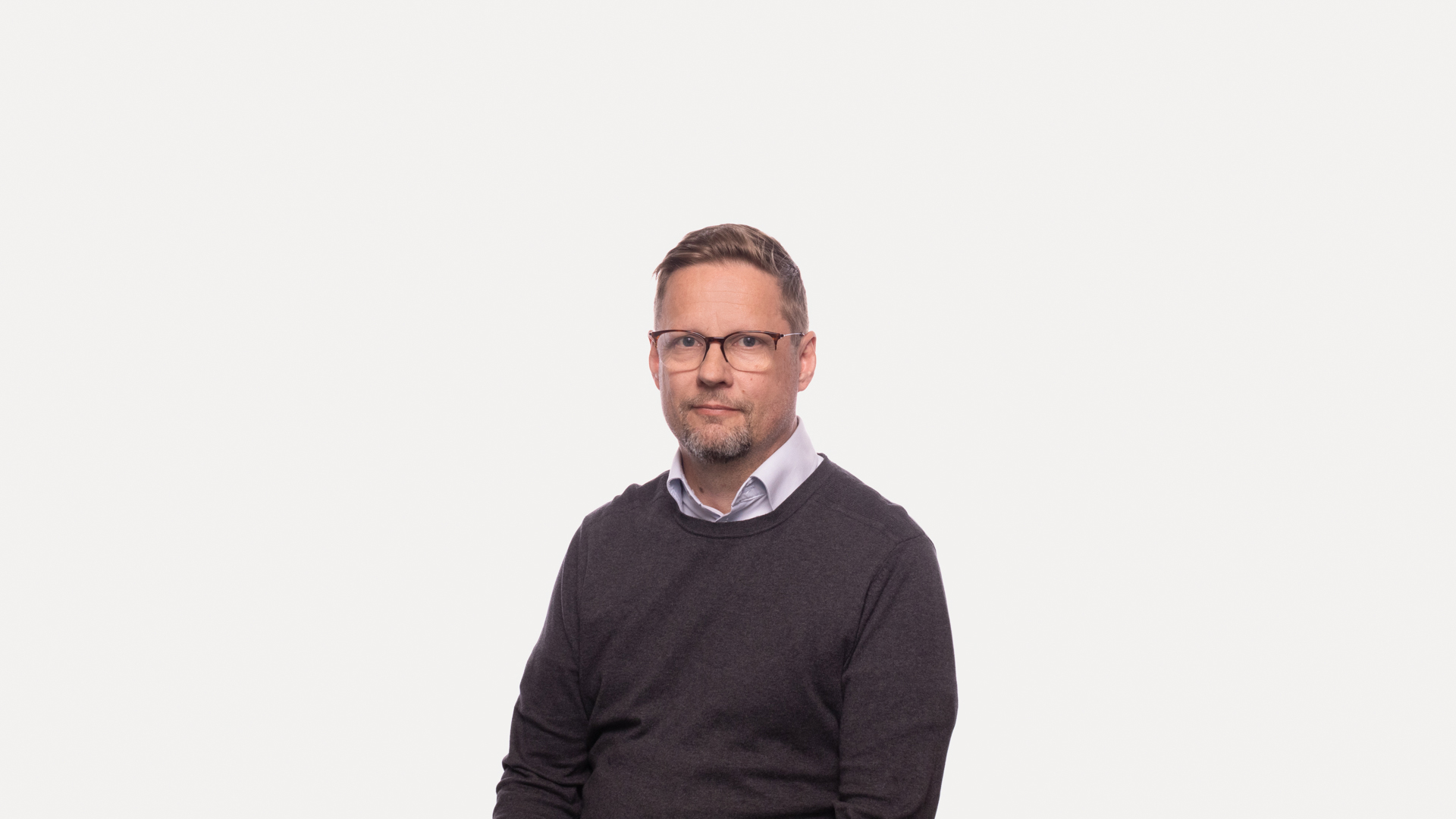 Audiovisuaalisen suunnittelun k&auml;rkinimi Timo Muurinen A-Insin&ouml;&ouml;reihin