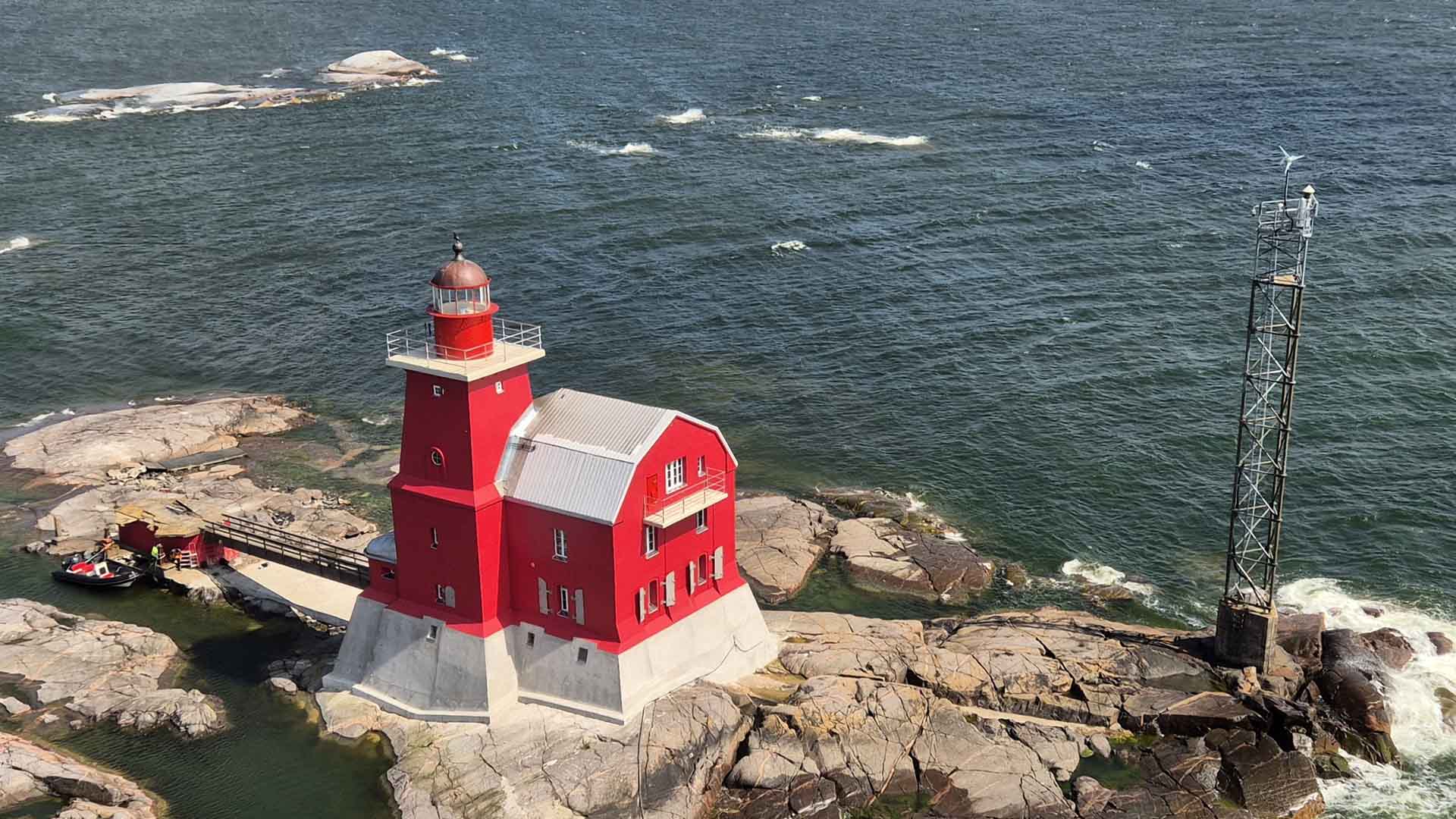 Porkkalan Kallb&aring;danin majakka muovautui matkailuk&auml;ytt&ouml;&ouml;n