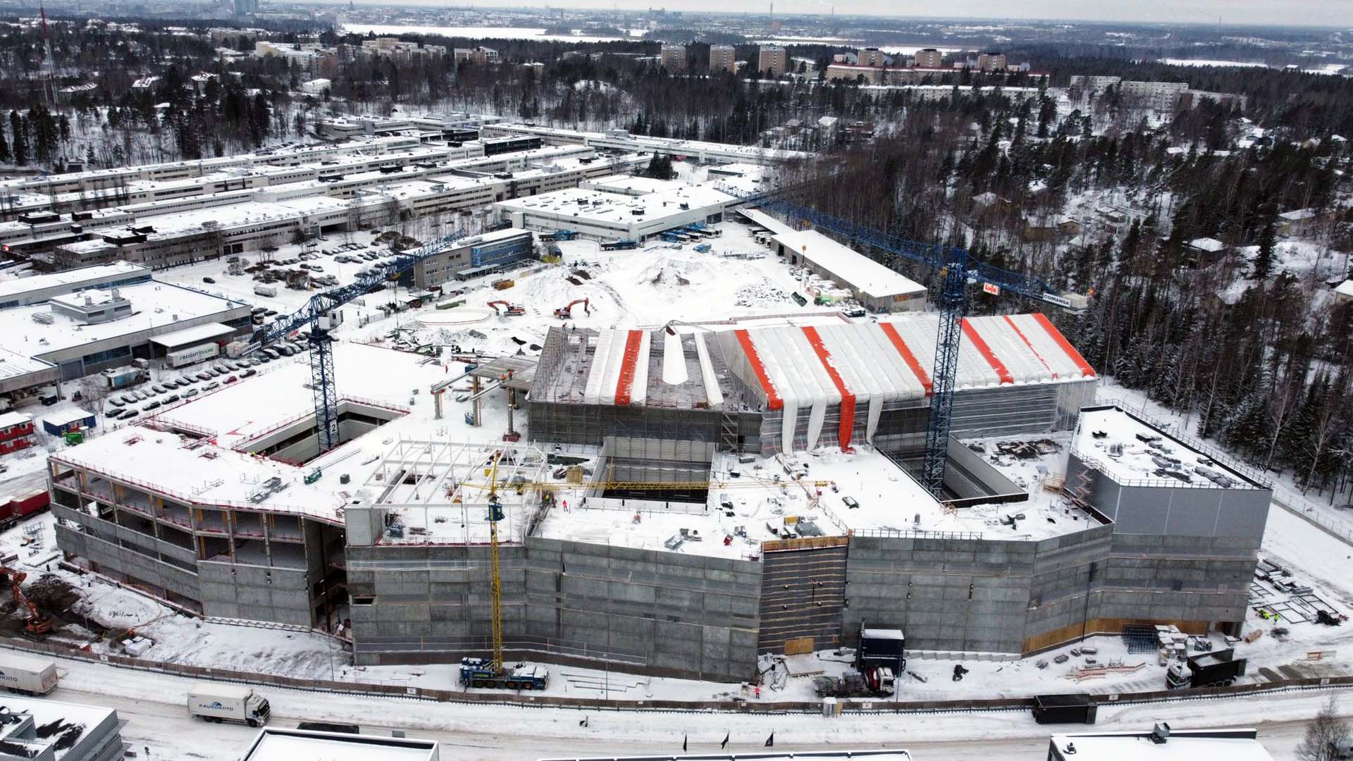 Stadin ammatti- ja aikuisopiston suurkampus n&auml;ytt&auml;&auml; suuntaa kest&auml;v&auml;lle rakentamiselle &ndash; uutta sein&auml;&auml; kierr&auml;tystiilist&auml;